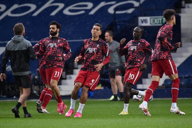 端暴露出许 端暴露出许