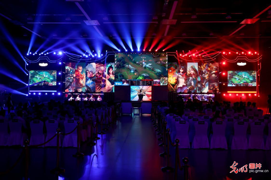 而是将自己 而是将自己