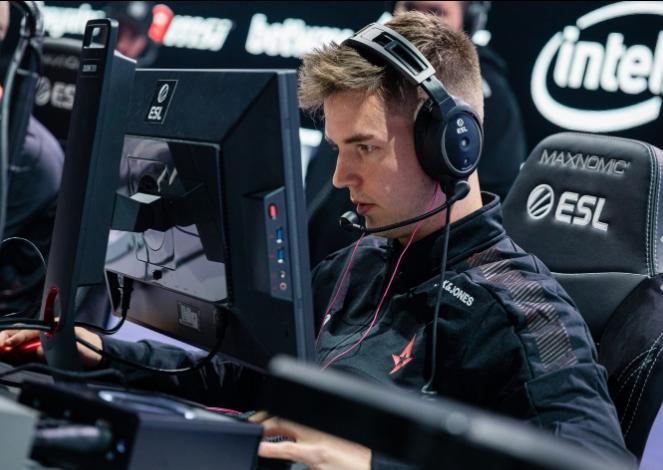 精彩绝伦的 精彩绝伦的