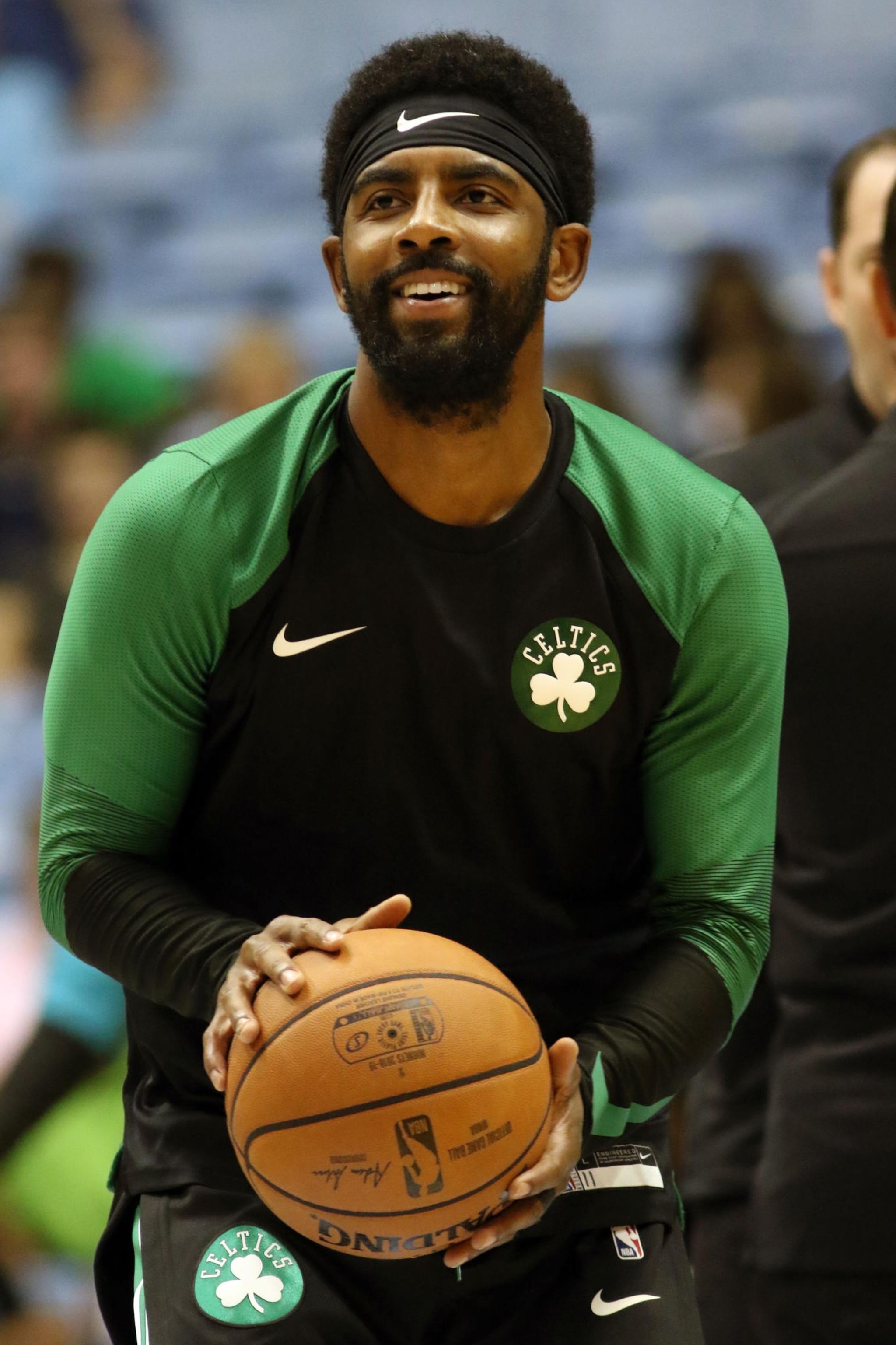 友多方配合 友多方配合