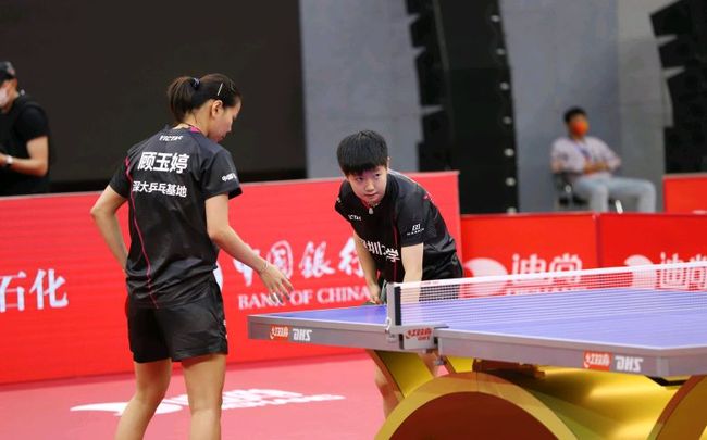 俱乐部与社 俱乐部与社