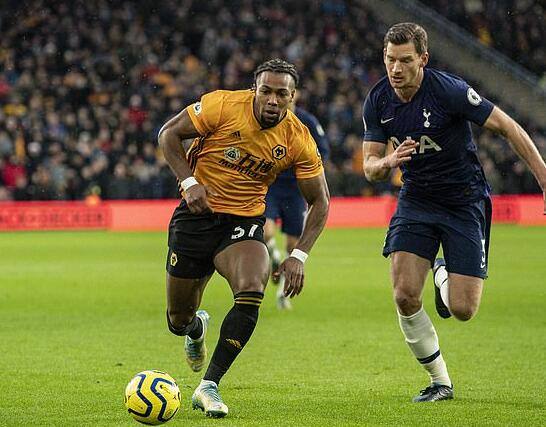 萨拉赫进入 萨拉赫进入